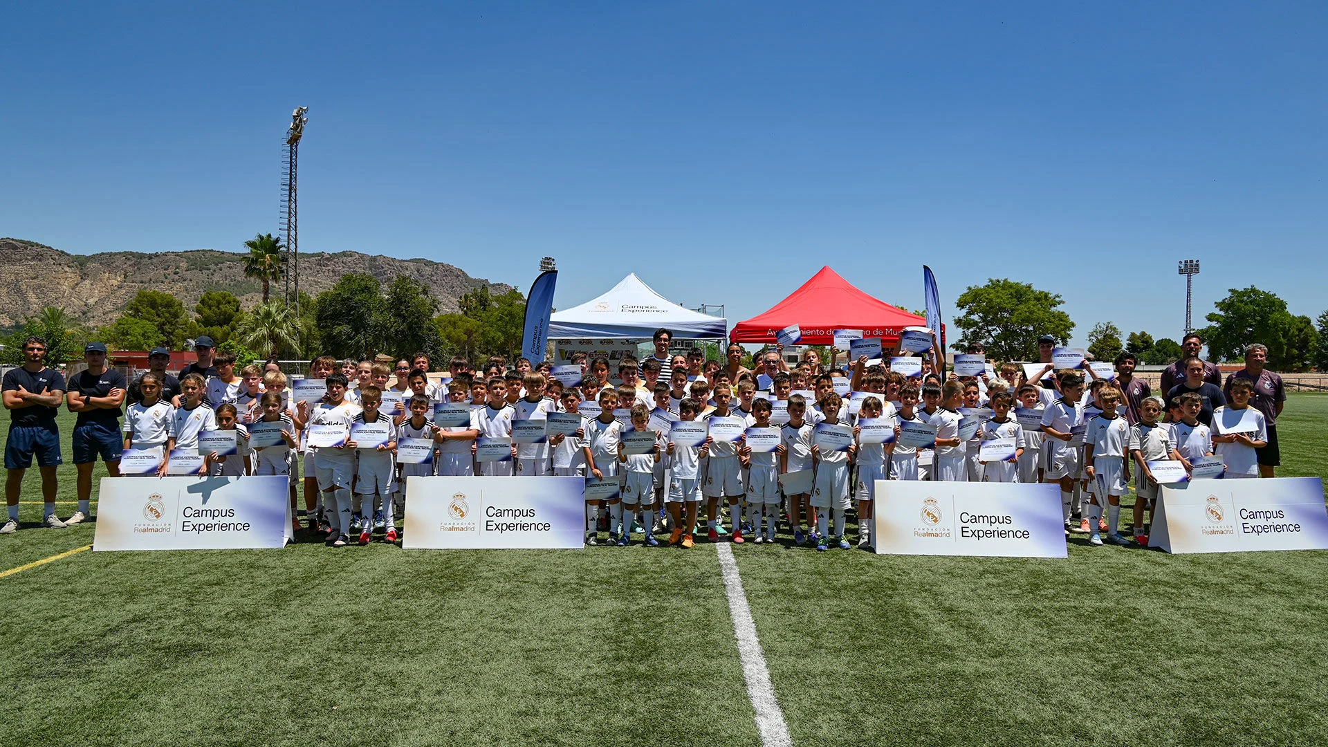 The Real Madrid Foundation successfully concludes four football summer camps across Spain