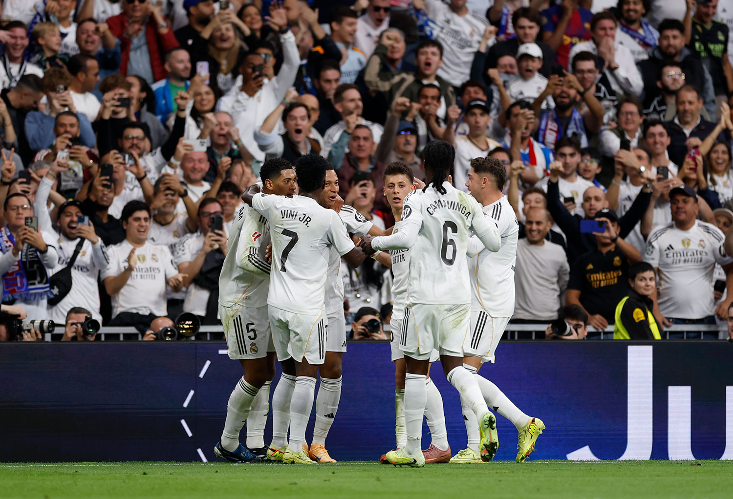 Real Madrid win El Clásico