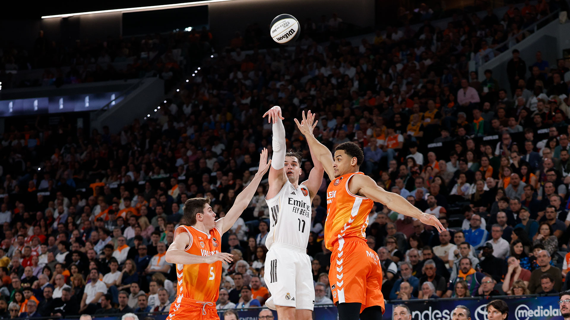 Valencia Basket-Real Madrid: A showdown before the EuroLeague playoffs
