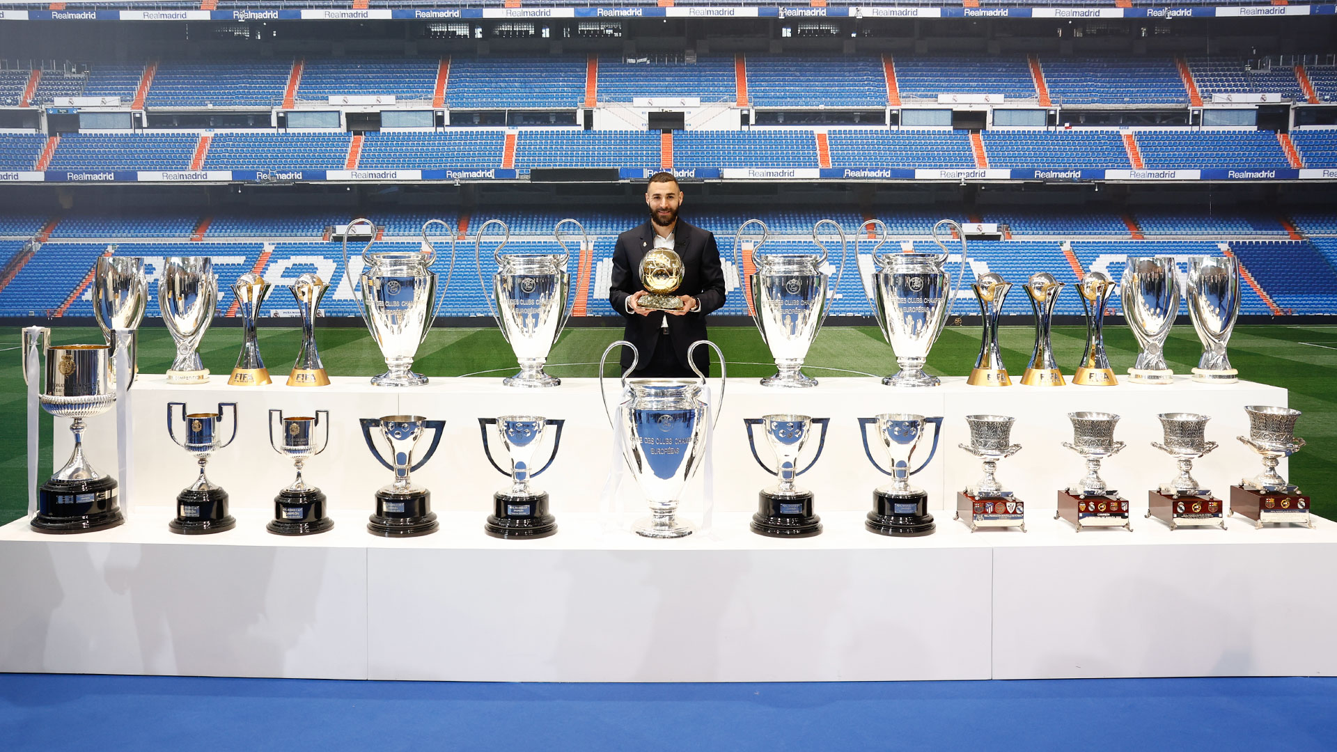 Foot: Karim Benzema, le N.9 devenu légende du Real Madrid