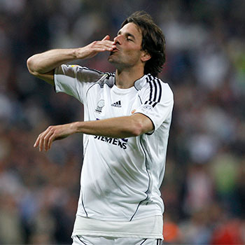 【タグ付】Real Madrid v. Nistelrooy 17番 Real Madrid 2006-2007 v.Nistelrooy #17 Homekit Nameset Printing